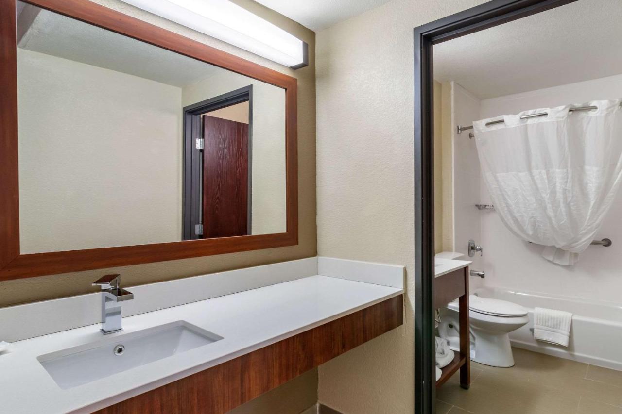 Comfort Inn & Suites South Hill I-85 Exteriör bild